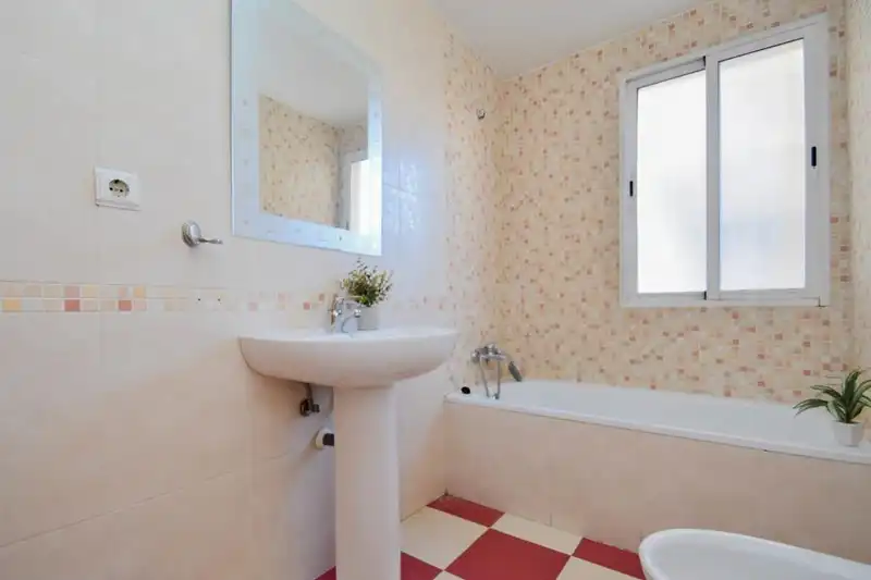 Bathroom of Apartments for sale in Atarfe  with Terrace