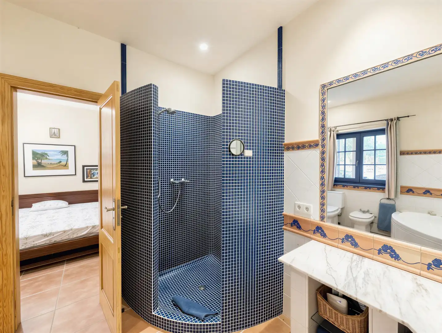 Badezimmer von Country house zum Verkauf in Andratx mit Klimaanlage, Heizung und Abstellraum
