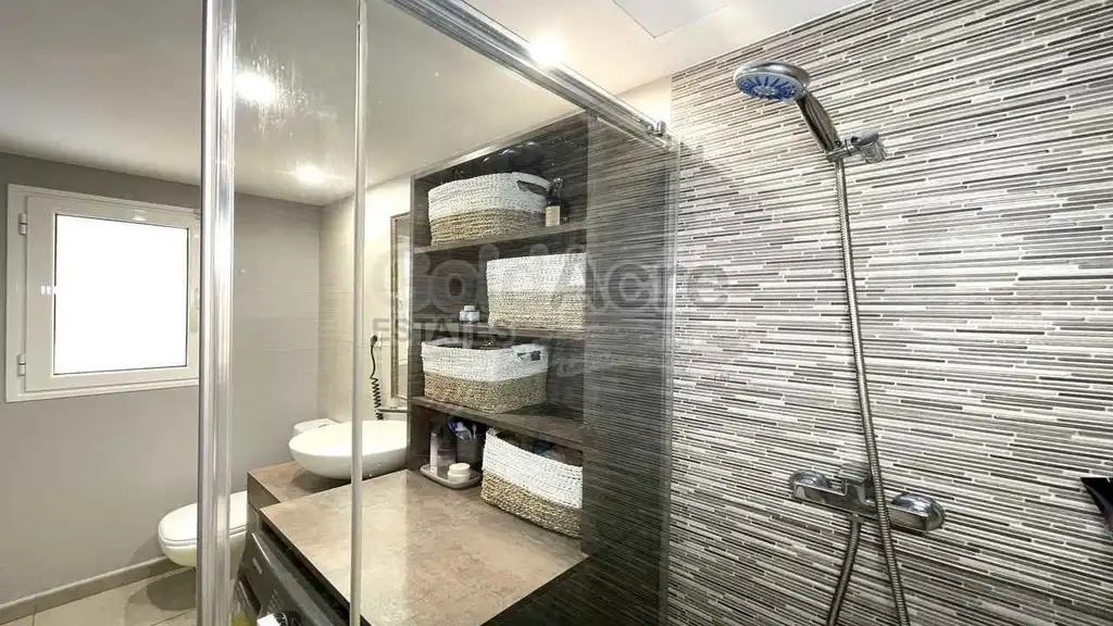 Bathroom of Apartments for sale in La Oliva