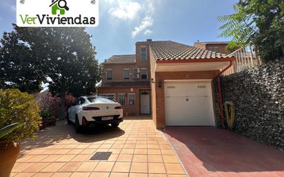 Casa adosada en venda a Carrer de la Pau, 33, Corbera de Llobregat