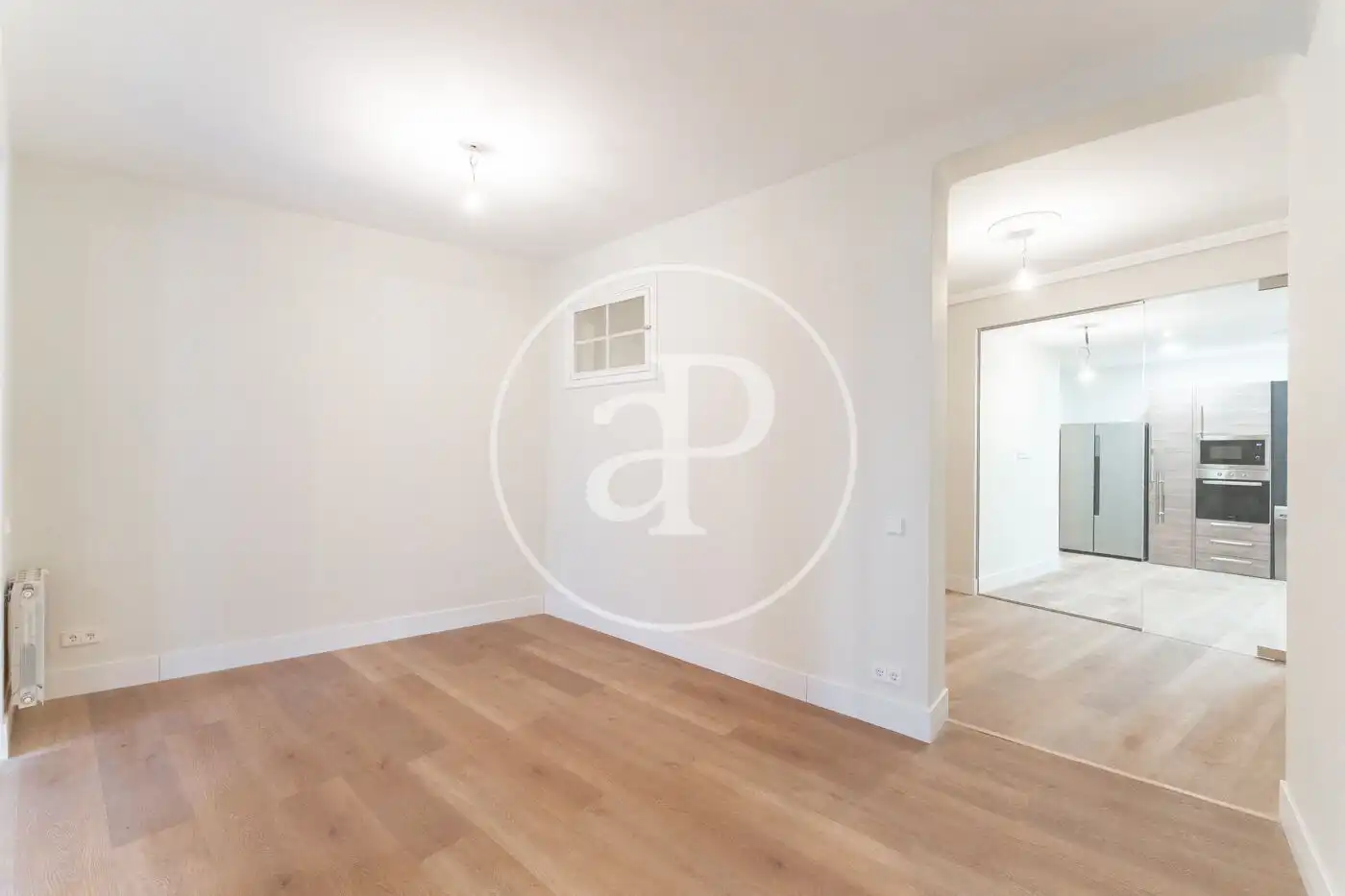 Flat for sale in Madrid  with Air Conditioner, Heating and Storage room