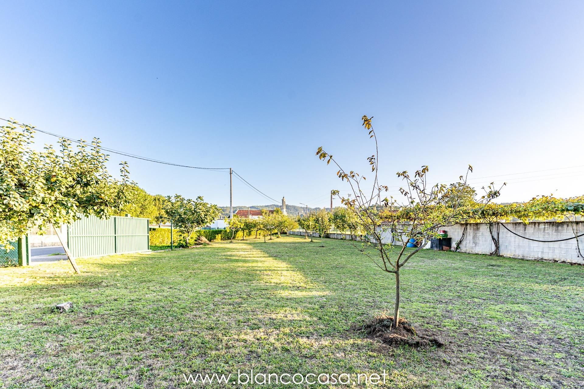 Jardí de Residencial en venda en Carballo