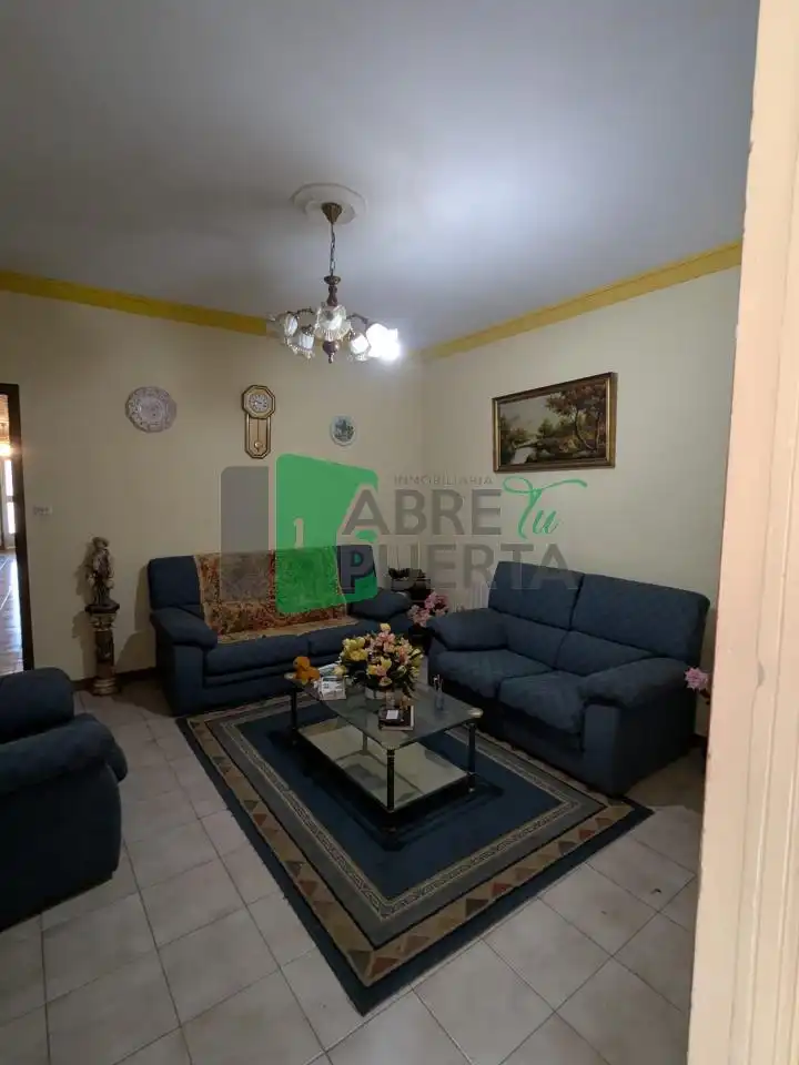 Living room of Houses for sale in Ourense Capital   with Heating, Private garden and Terrace