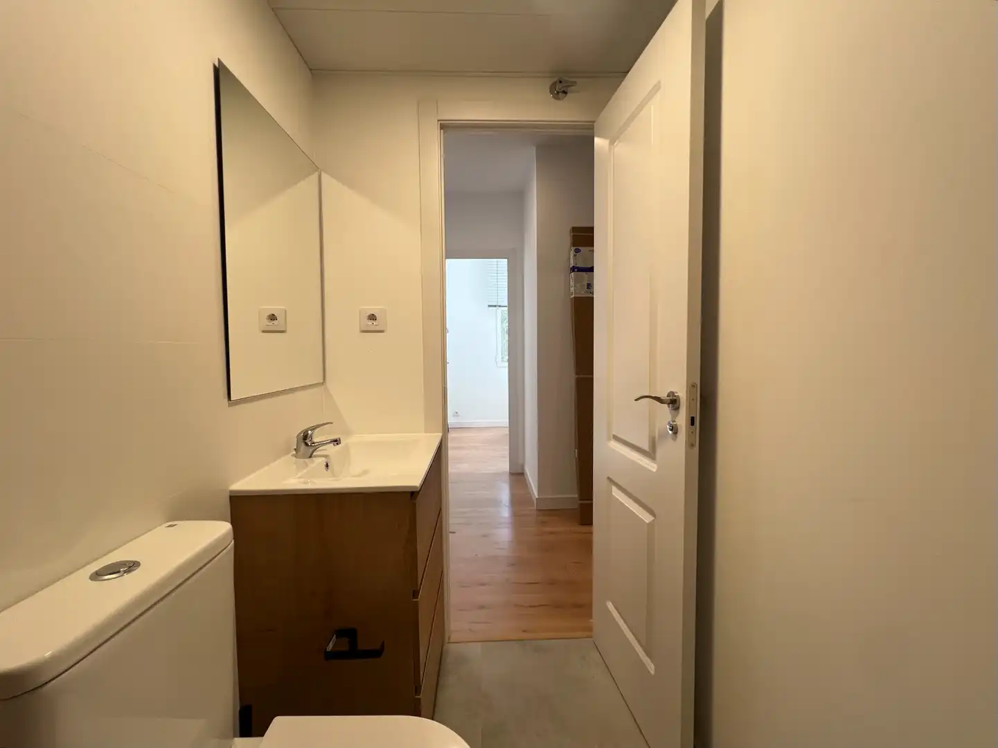 Bany de Casa o xalet per a compartir en Madrid amb Aire condicionat, Calefacció i Jardí privat