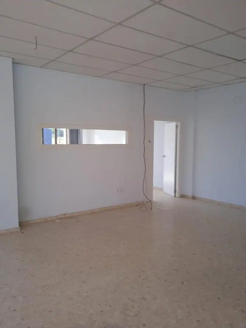 Industrial building to rent in Fuente del Jarro, imagen 13