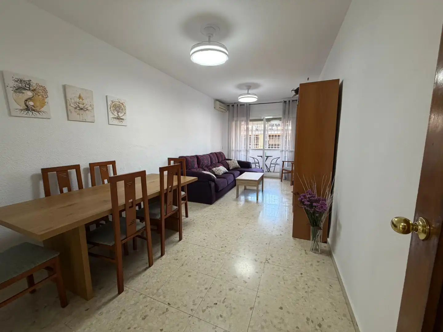 Sala d'estar de Pis de lloguer en Córdoba amb Aire condicionat, Calefacció i Jardí privat