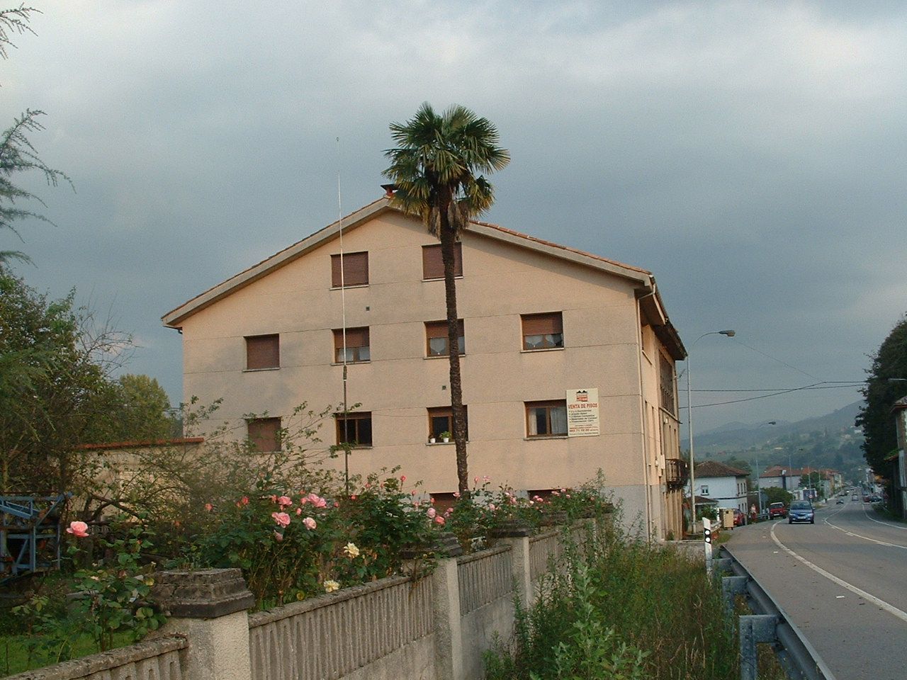 Vista exterior de Piso en venta en Piloña