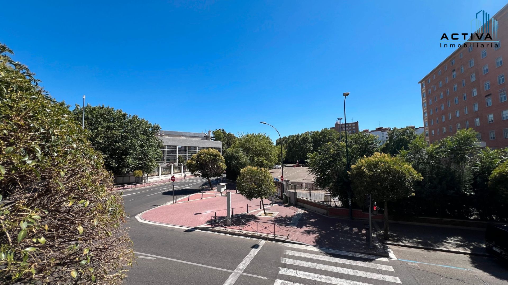 Exterior view of Flat for sale in Valladolid Capital  with Heating, Terrace and Storage room