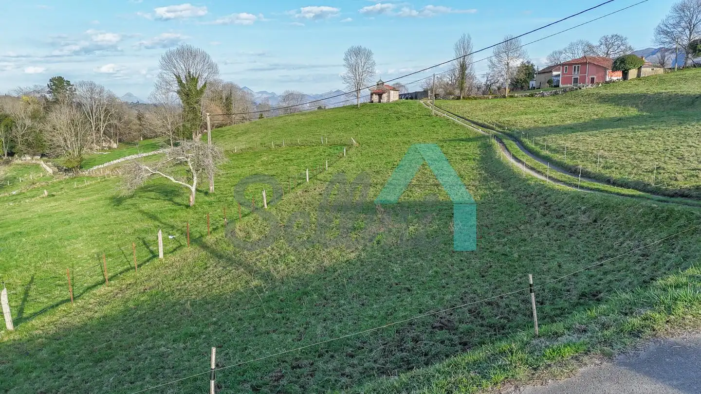 Terreni e lotti in vendita a Lugar Mones