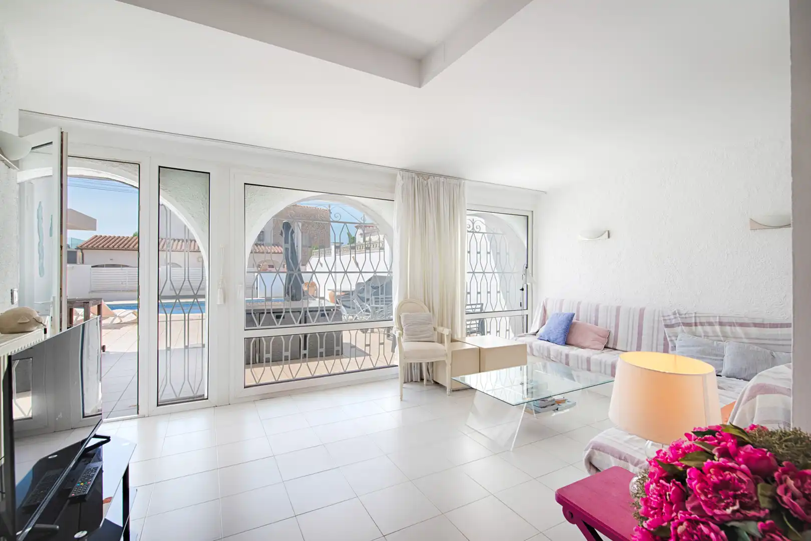 Casa con piscina en venta en Peni, imagen 9