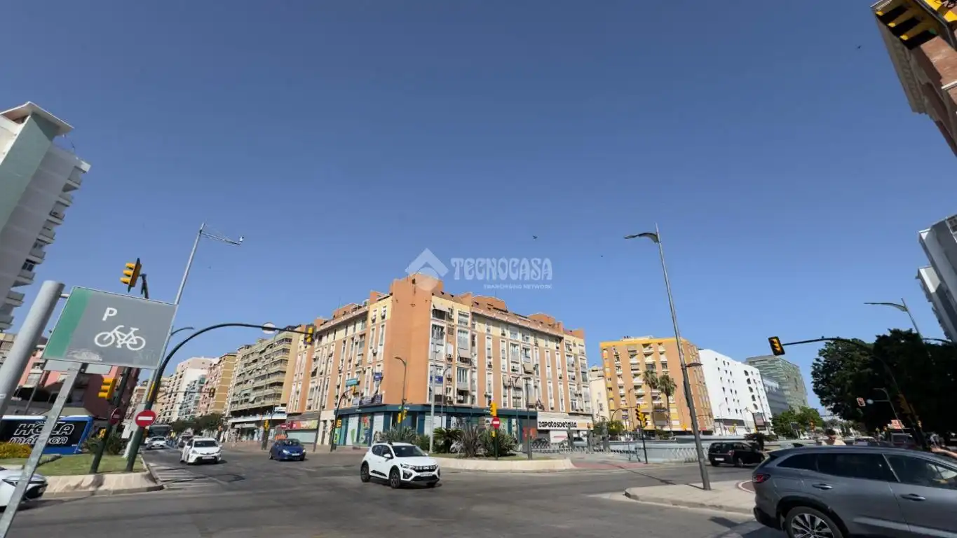 Vista exterior de Piso en venta en Málaga