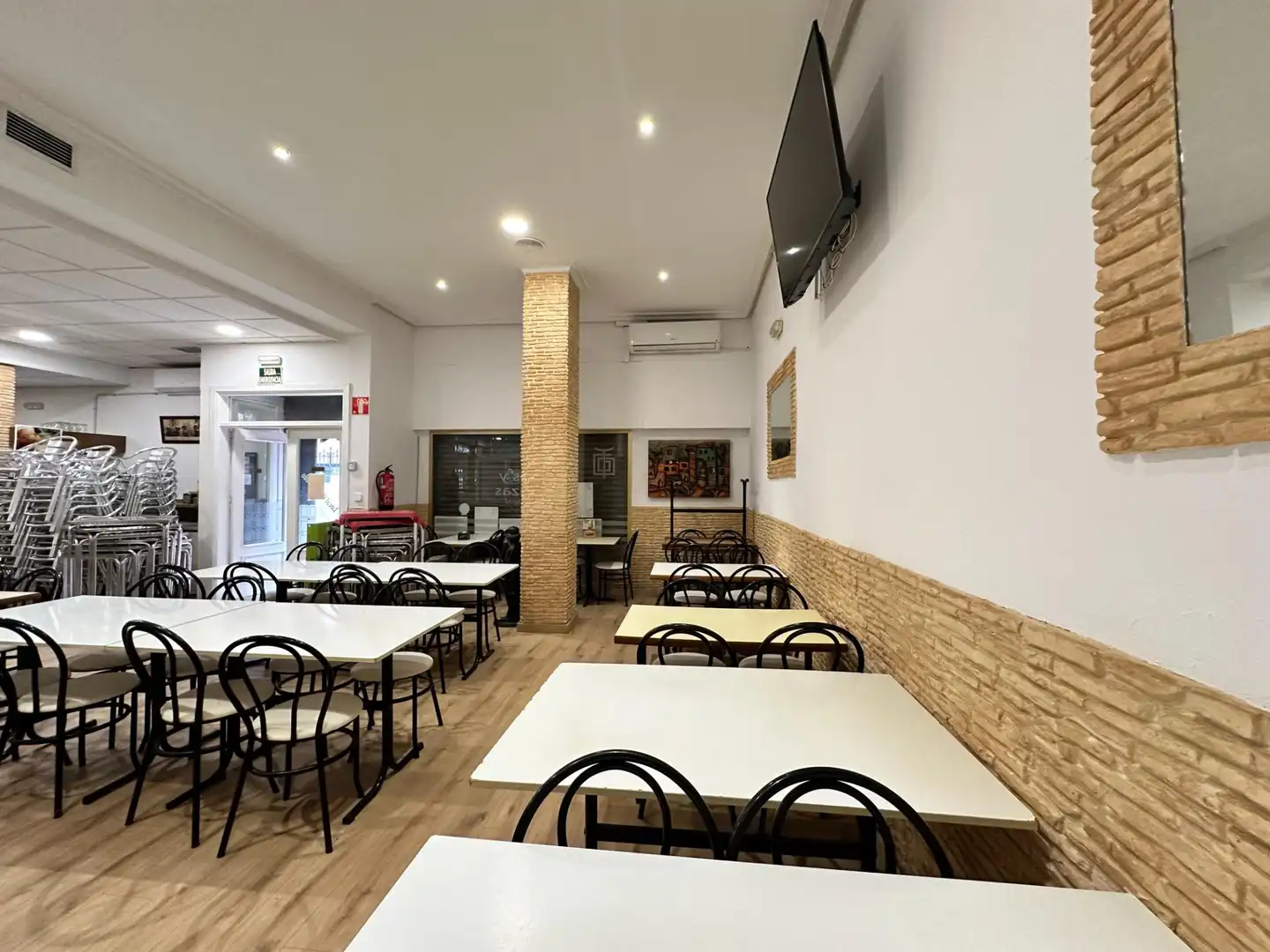 Business premises for sale in Calle de Antonio Tárraga, imagen 3