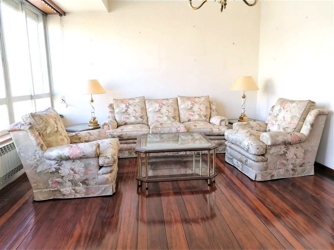 Sala d'estar de Dúplex en venda en As Pontes de García Rodríguez  amb Parquet