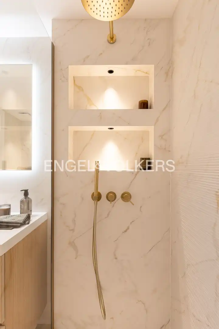 Badezimmer von Wohnung zum Verkauf in Madrid mit Klimaanlage, Heizung und Möbliert