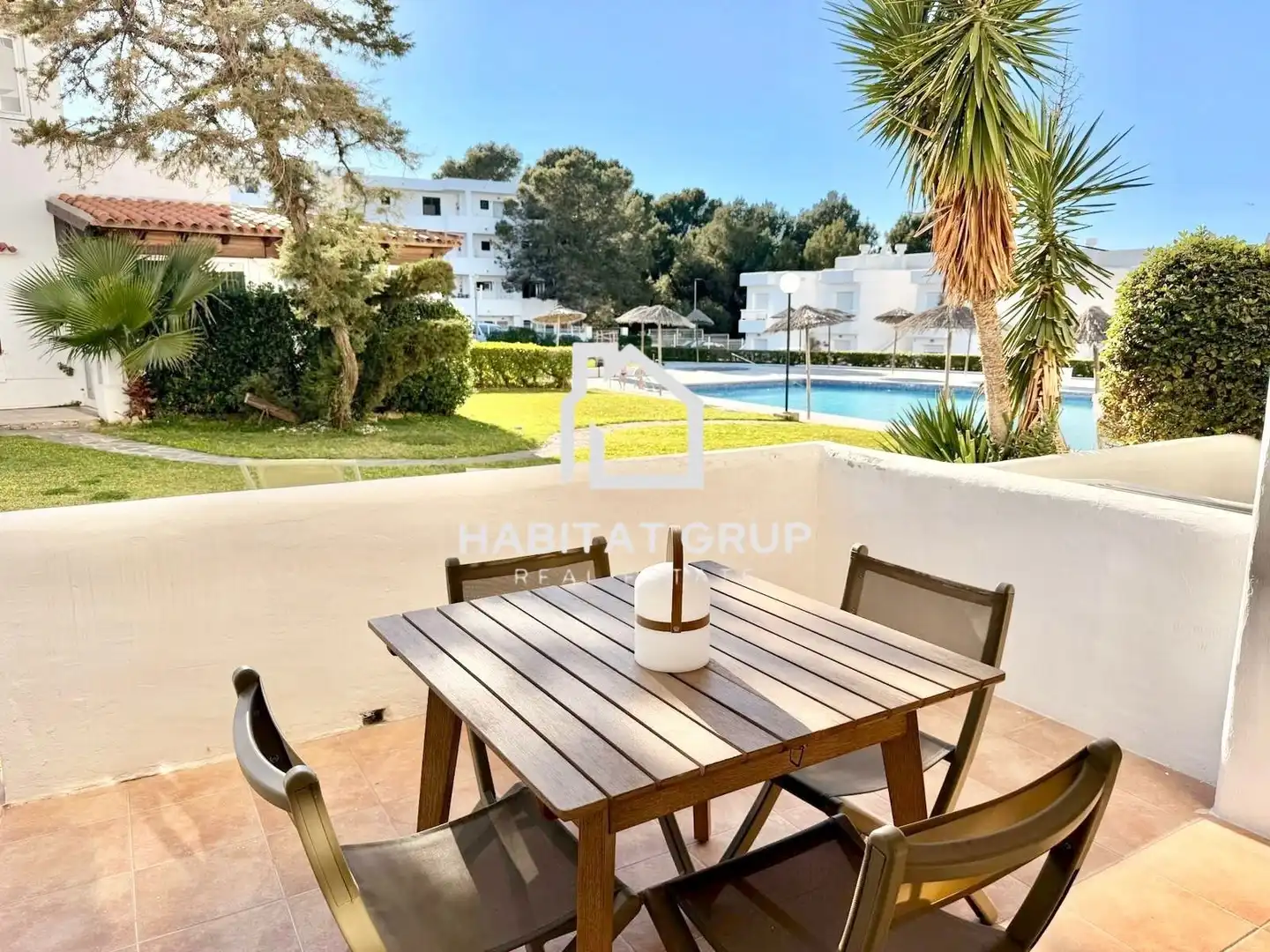 Pis amb piscina en venda a Sant Agustí-Cala de Bou