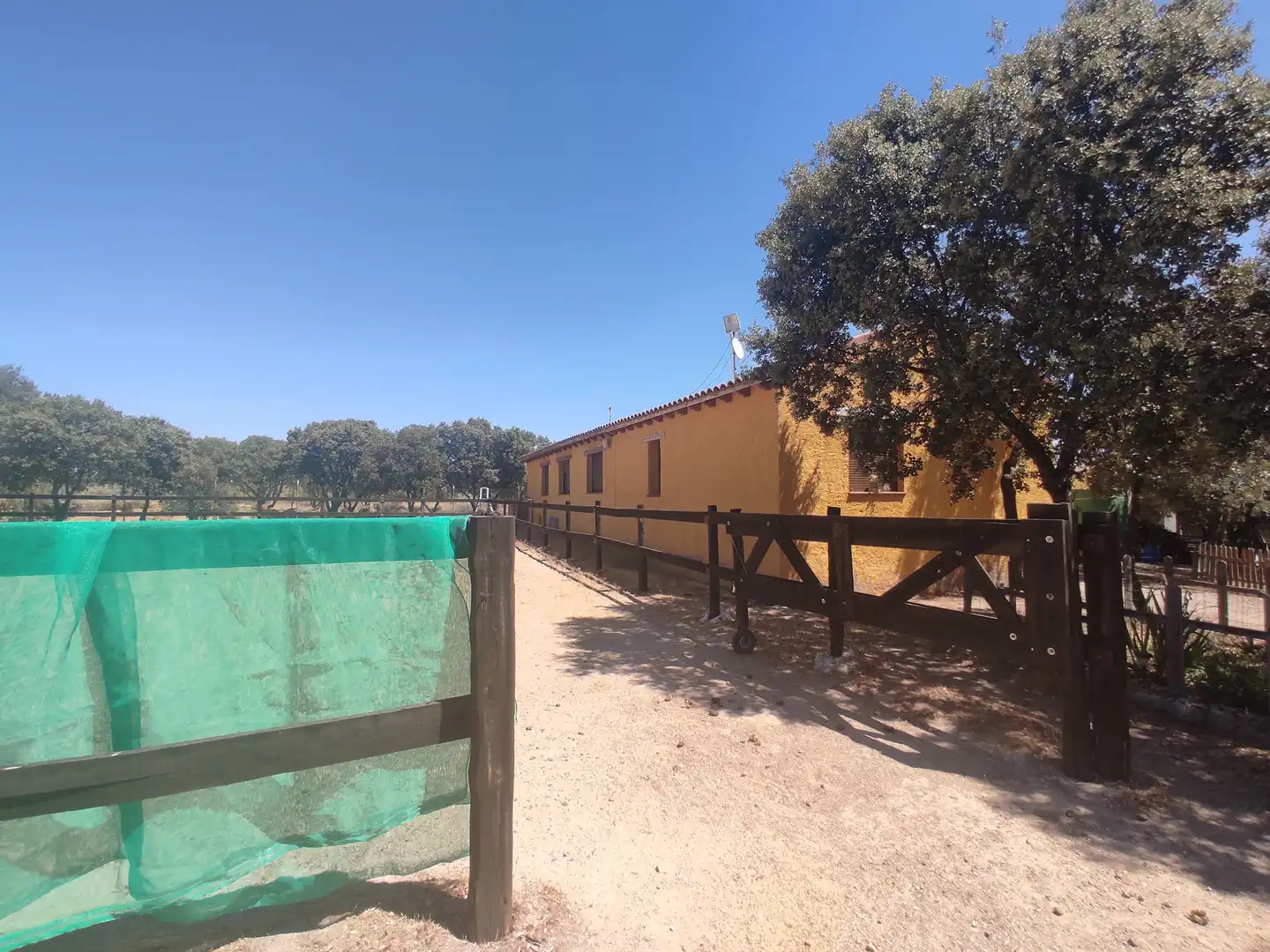Vista exterior de Finca rústica en venda en Málaga del Fresno