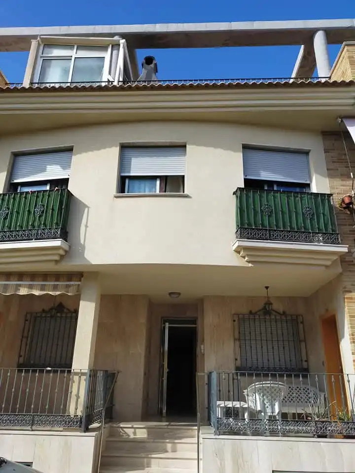 Pis amb terrassa en venda a Calle Agustina Aragón