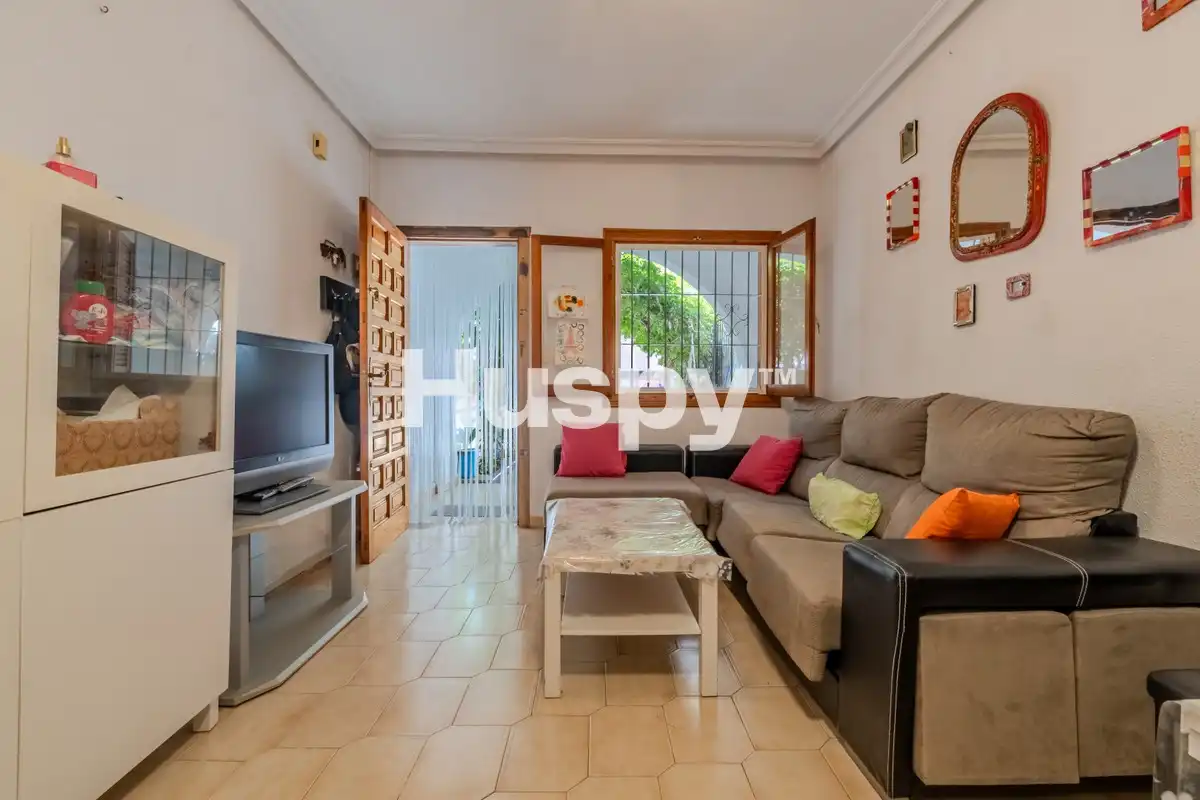 Terraced house with terrace for sale in Calle Andalucía, imagen 2