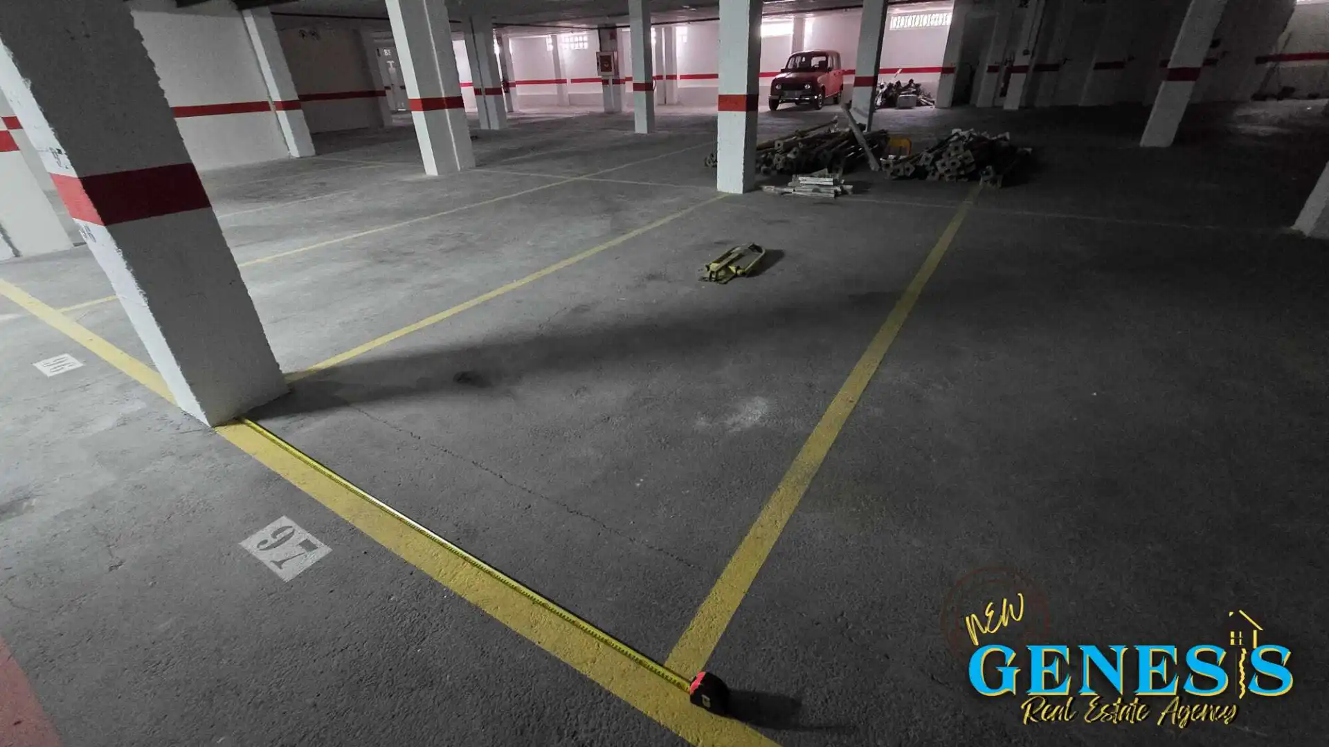Parkplatz von Garage zum Verkauf in Torrevieja