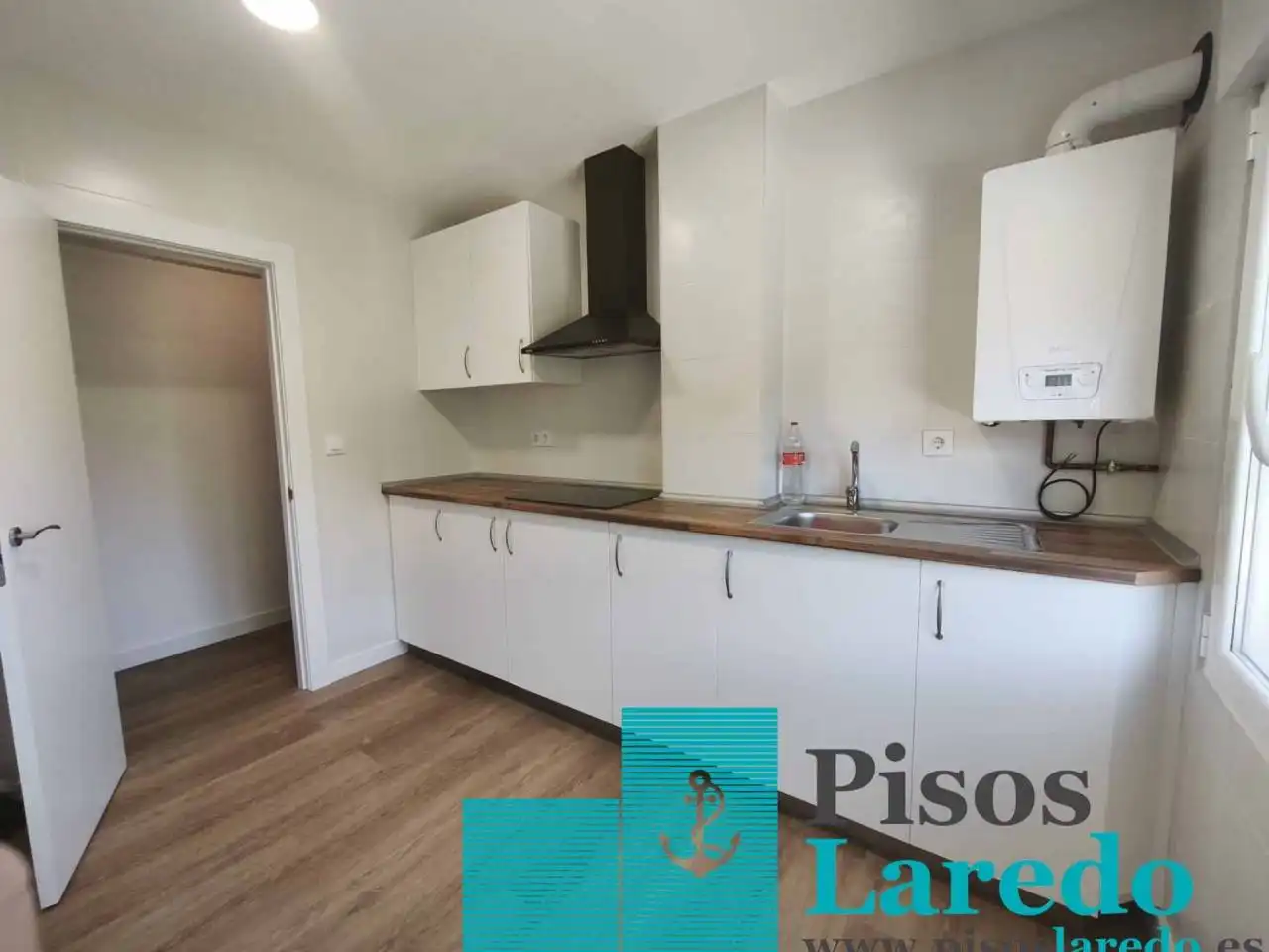 Kitchen of Flat for sale in Ampuero  with Heating and Parquet flooring