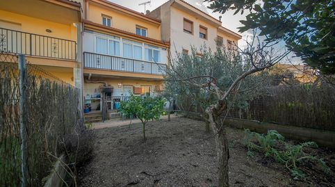 Amplia casa pareada en Mediona con jardín y gran garaje, imatge 3