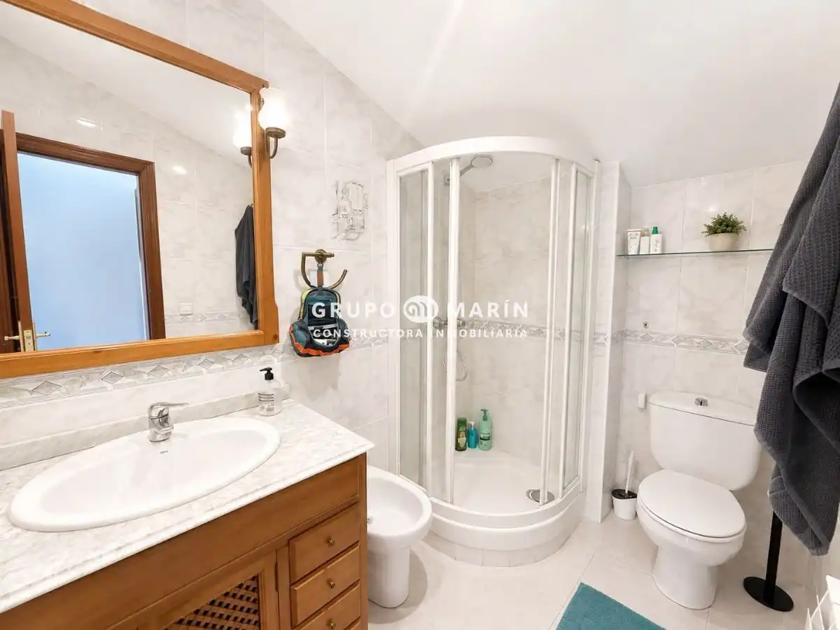 Baño de Piso en venta en Blanes con Calefacción, Terraza y Balcón