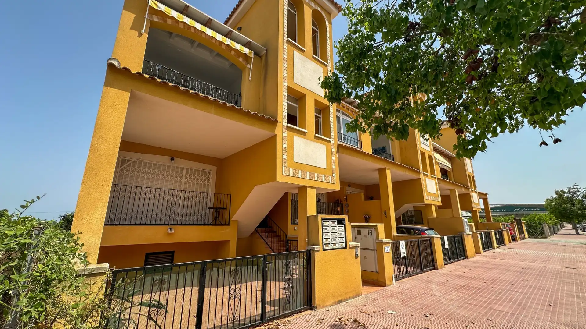 Exterior view of Houses for sale in Daya Nueva  with Swimming Pool