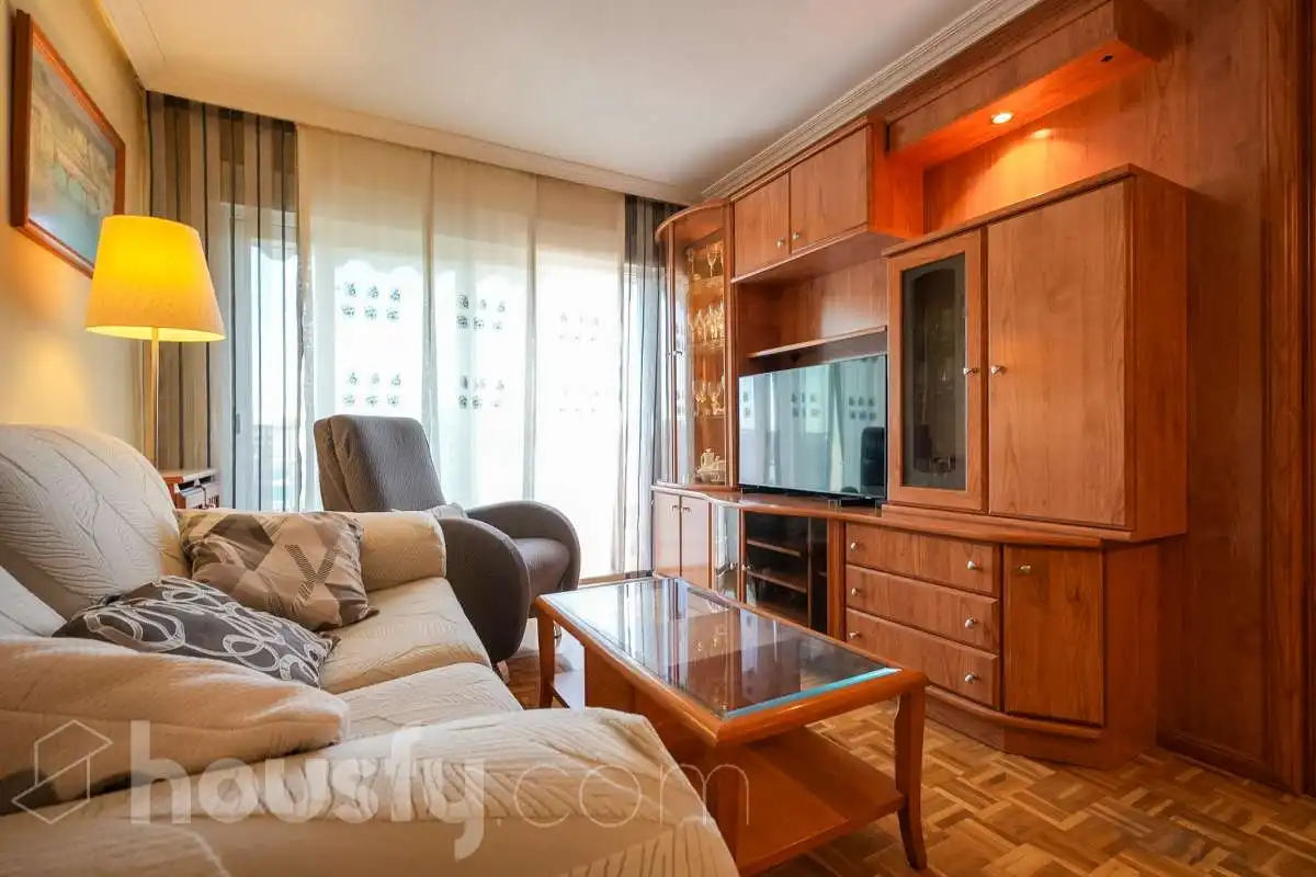 Living room of Flat for sale in Móstoles  with Air Conditioner, Heating and Terrace