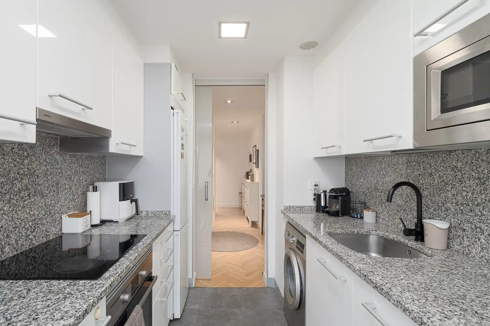 Küche von Wohnung zum Verkauf in Donostia - San Sebastián  mit Heizung, Terrasse und Ofen