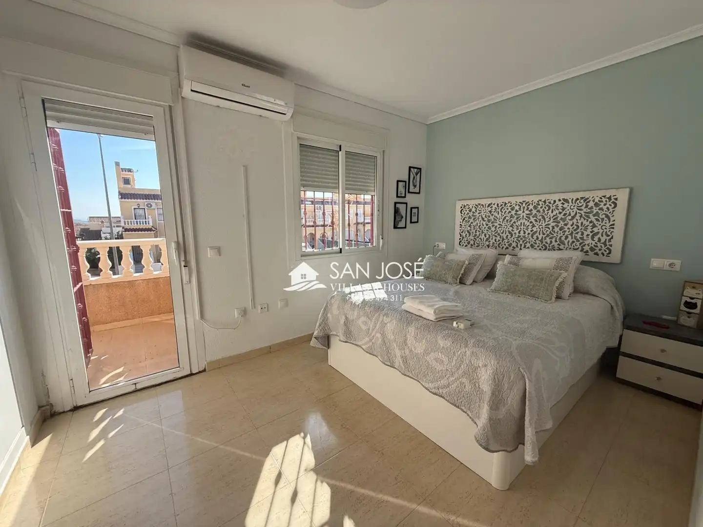 Schlafzimmer von Einfamilien-Reihenhaus zur Miete in Monforte del Cid mit Klimaanlage, Heizung und Privatgarten