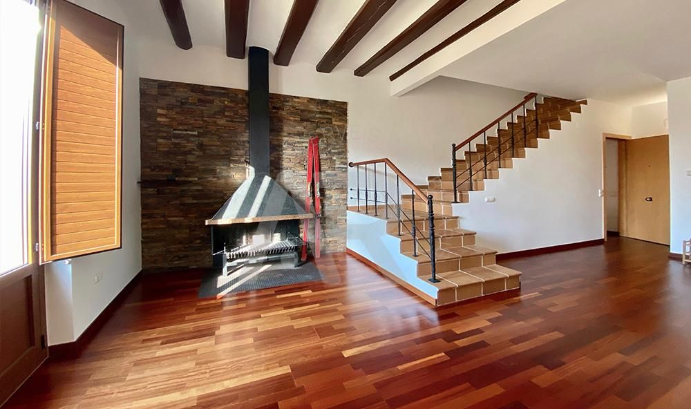 Living room of Duplex for sale in Alella