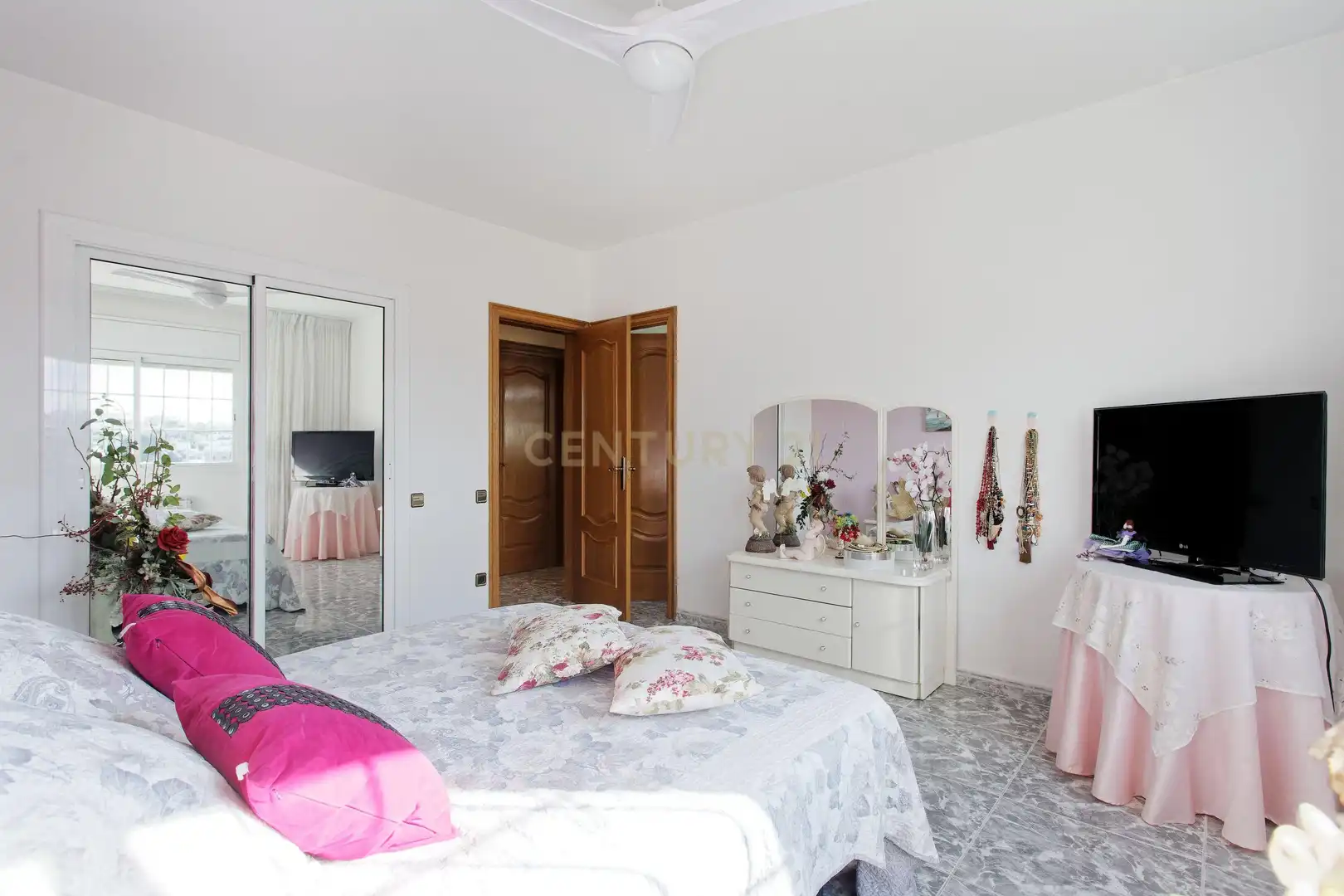 Habitación de Casa o chalet en venta en Lliçà d'Amunt con Trastero y Balcón