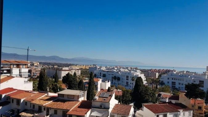 Vista exterior de Piso de alquiler en Torremolinos con Terraza, Amueblado y Lavadora