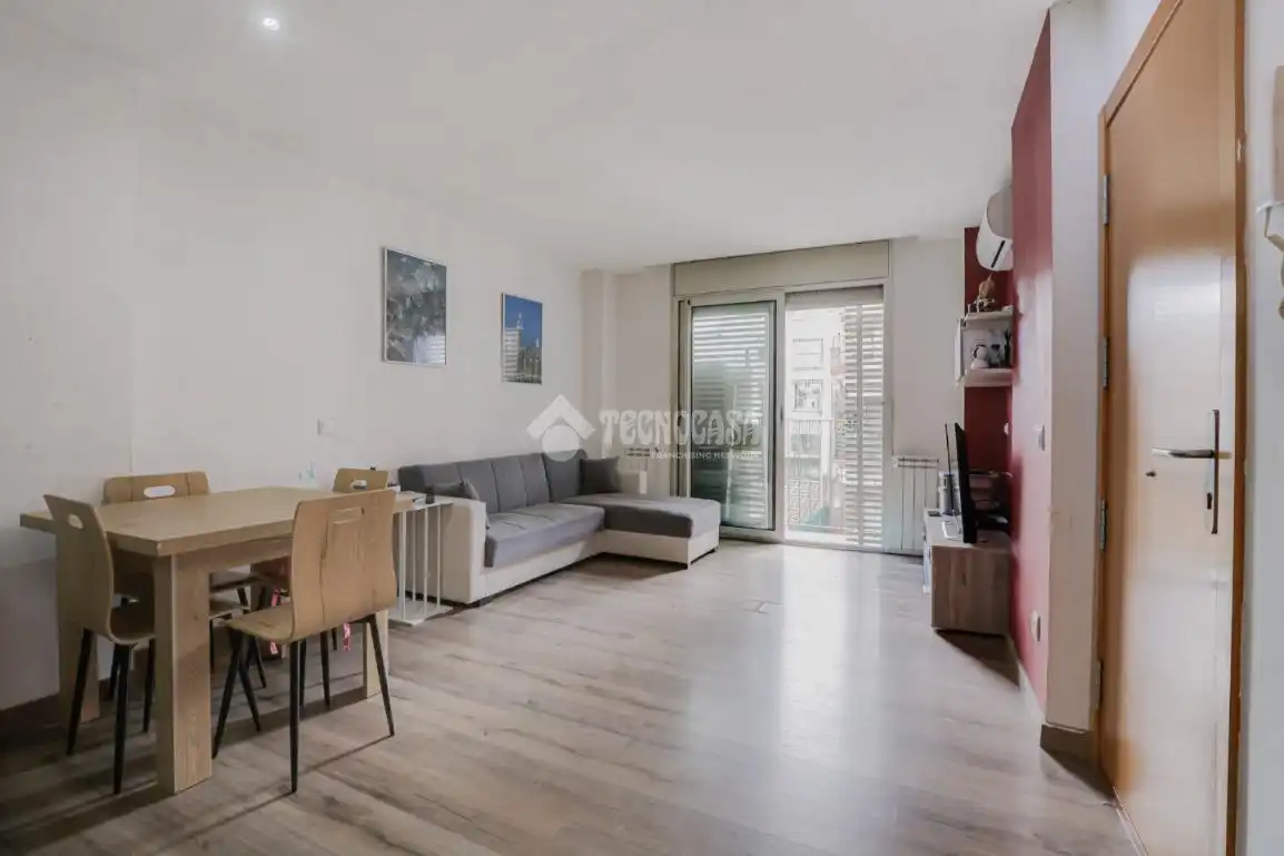 Wohnzimmer von Wohnung zum Verkauf in Montcada i Reixac mit Heizung, Abstellraum und Balkon