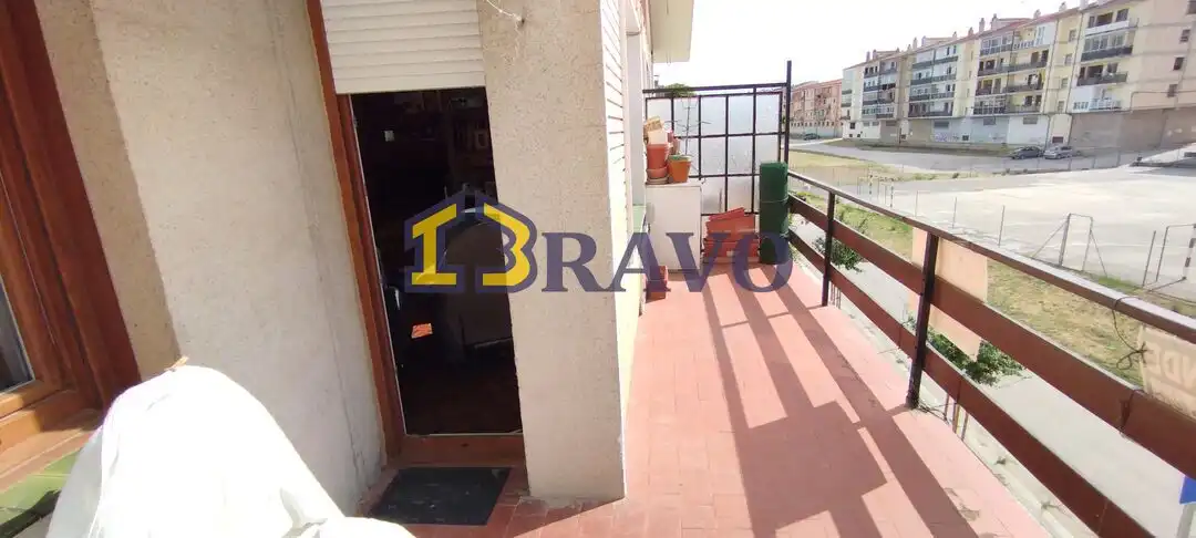Terraza de Dúplex en venta en Medina de Pomar con Calefacción, Jardín privado y Terraza