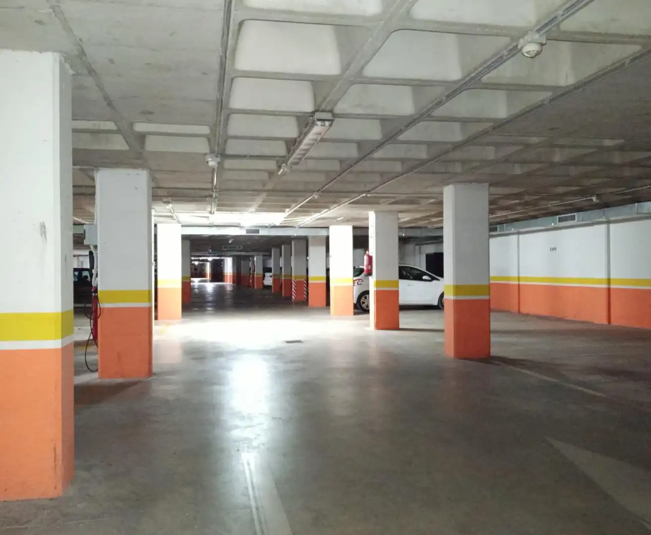 Parking of Flat for sale in Lorca  with Air Conditioner
