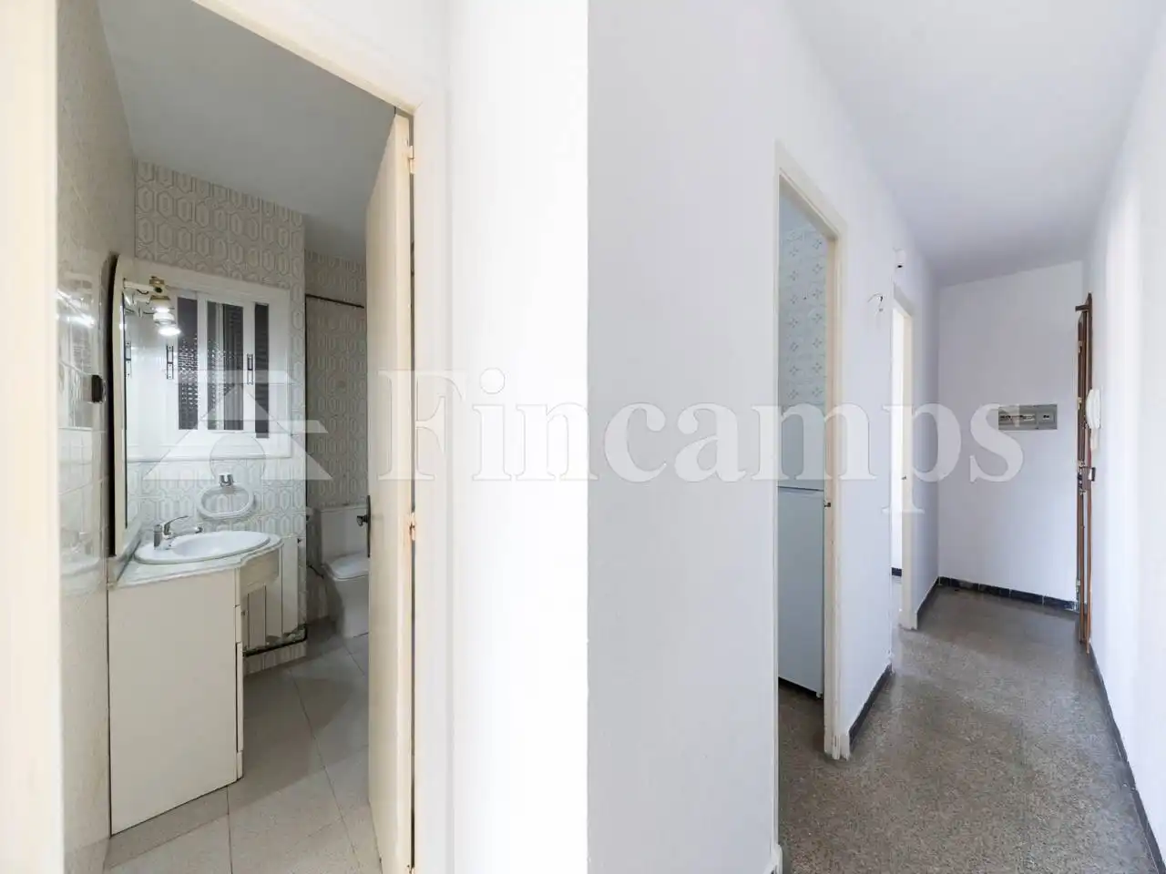 Flat for sale in Sabadell  with Heating and Balcony