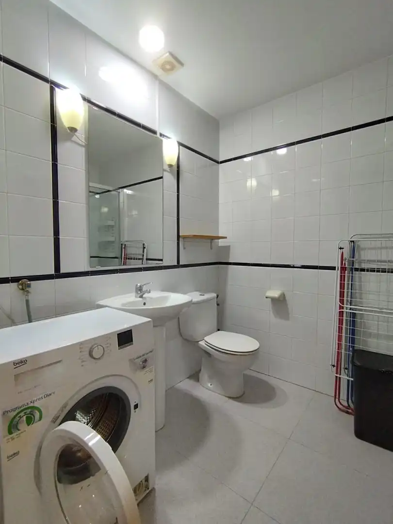Bathroom of Study for rent in Murcia  with Air Conditioner, Heating and Storage room
