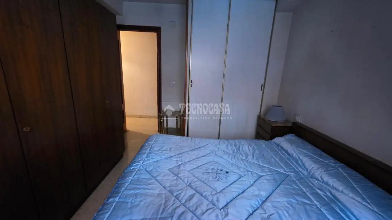 Habitación de Piso en venta en Madrid con Calefacción y Terraza