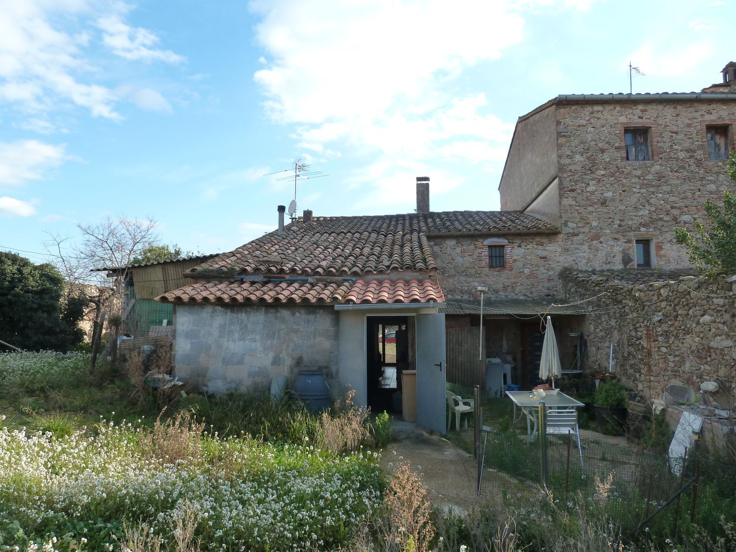 Vista exterior de Casa o xalet en venda en Santa Eulàlia de Ronçana amb Calefacció i Traster