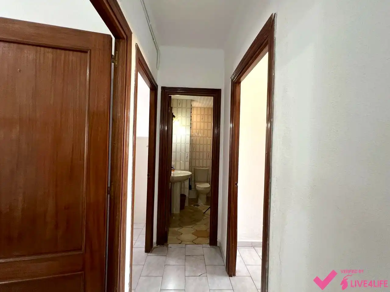 Flat for share in Sevilla  with Air Conditioner, Heating and Furnished
