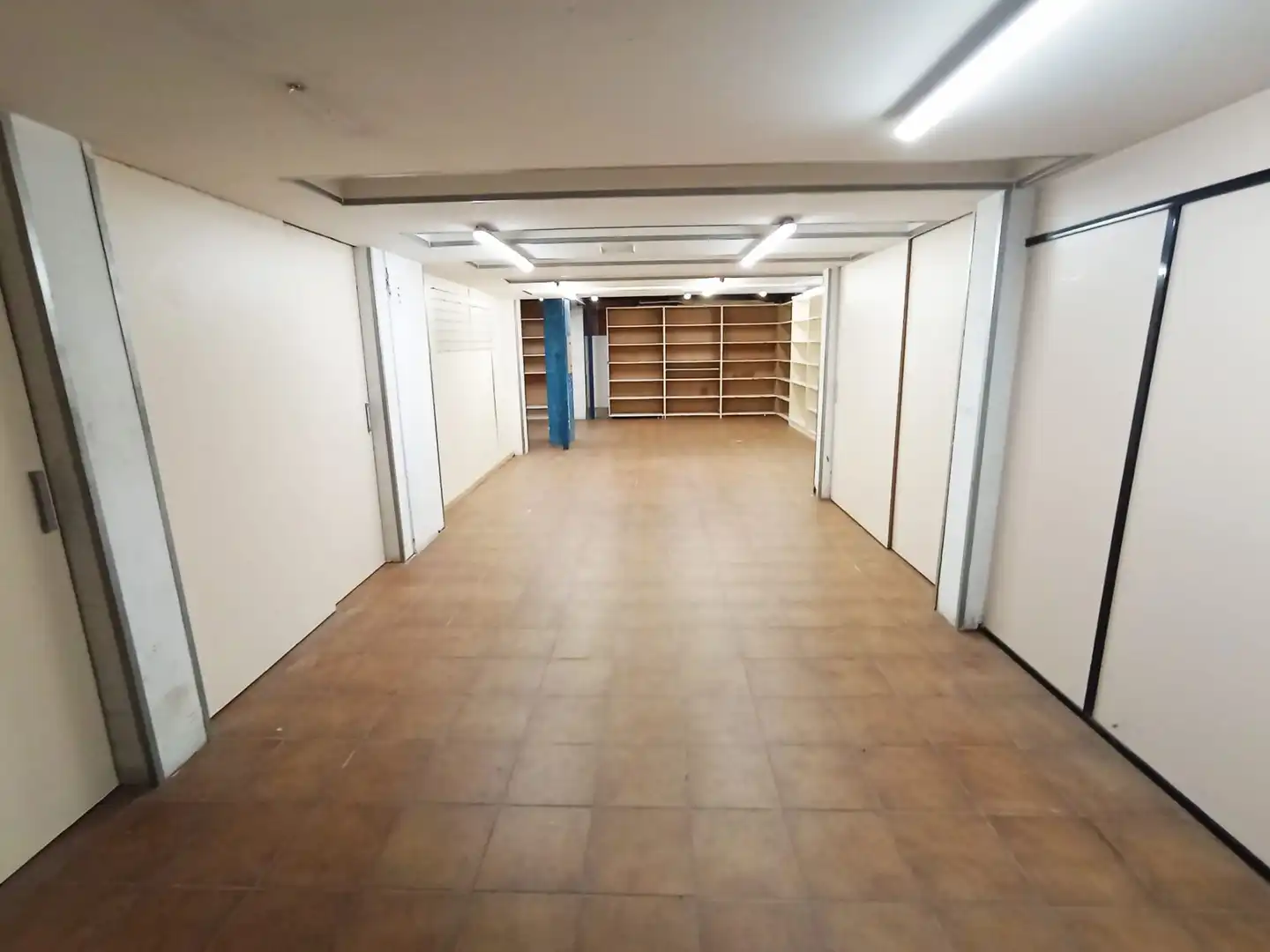 Büro zur Miete in Sud