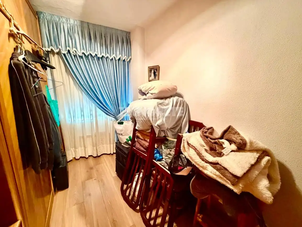 Bedroom of Flat for sale in Madrid