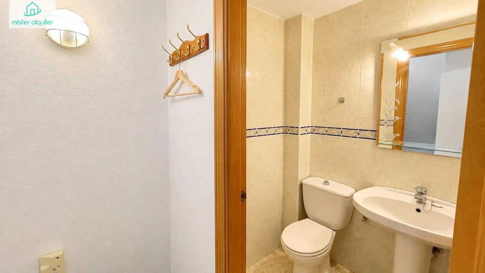 Bathroom of Houses for rent in Busot  with Air Conditioner, Heating and Private garden