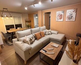 Living room of Flat to rent in  Granada Capital  with Air Conditioner, Heating and Terrace