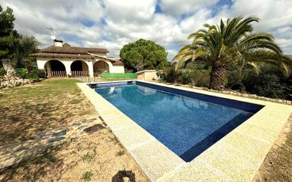 Piscina de Casa o xalet en venda en La Pobla de Montornès   amb Calefacció, Jardí privat i Terrassa