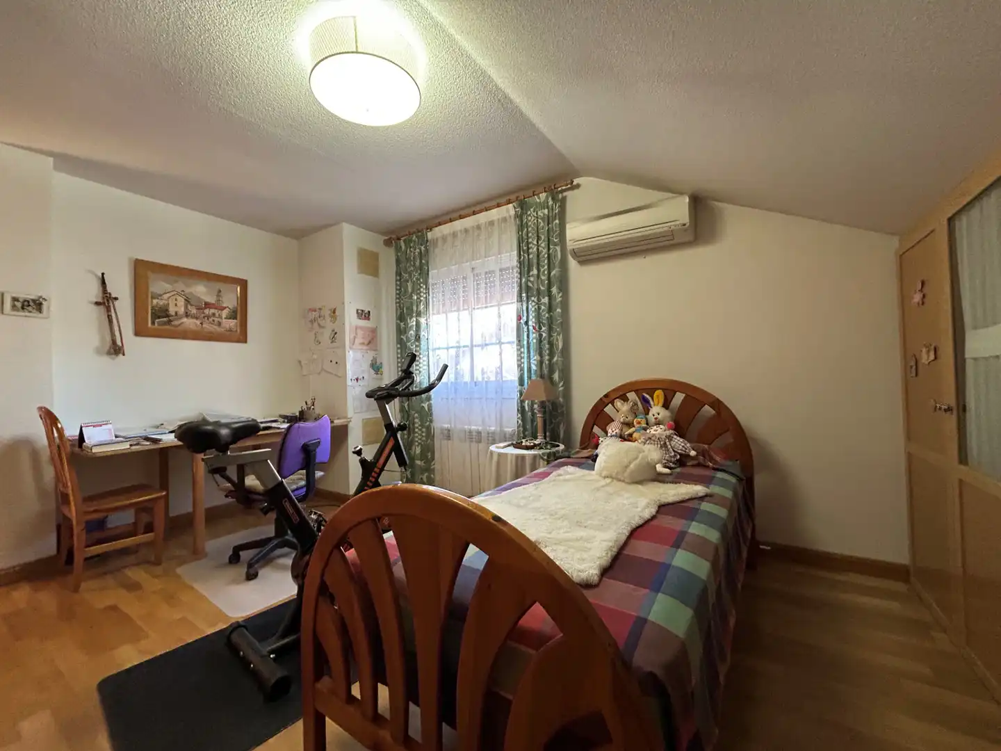 Habitación de Casa o chalet en venta en Urb. Belvalle