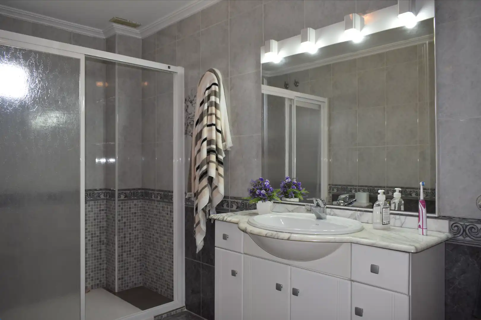 Baño de Dúplex en venta en Rojales con Aire acondicionado, Terraza y Trastero