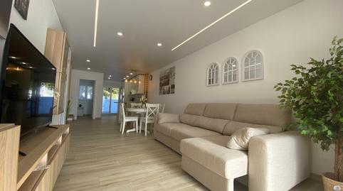 Photo 3 of Single-family semi-detached for sale in Urbanizacion Fiesta, 3, Nueva Torrevieja, Torrevieja