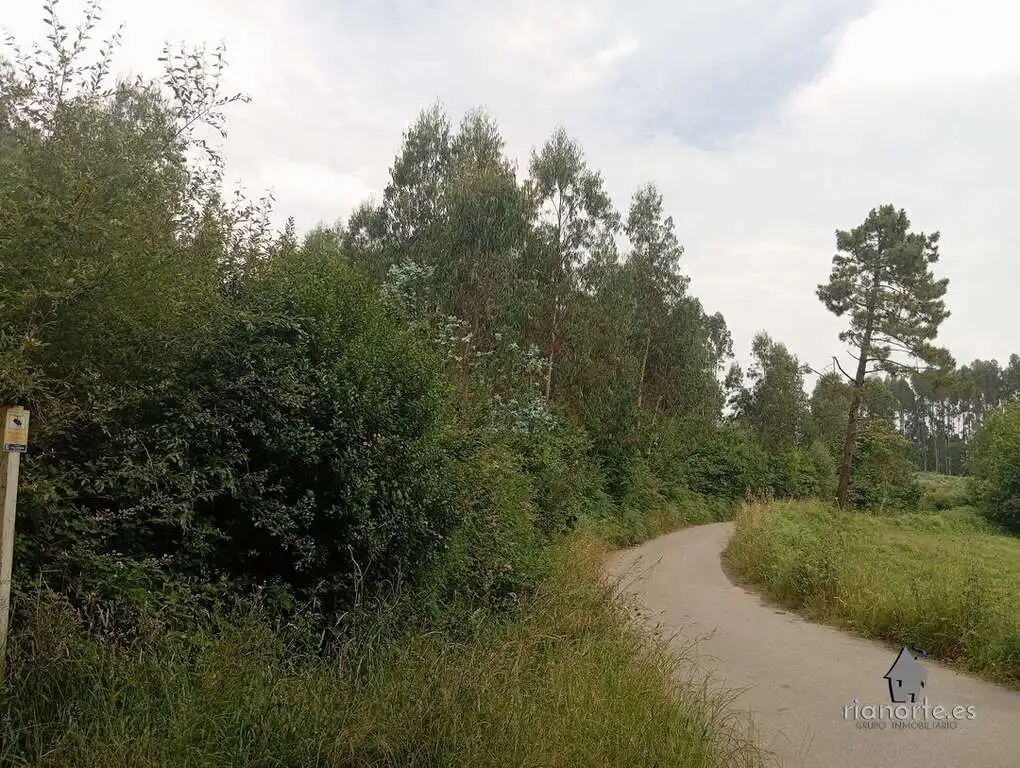 Terreno en venta en Castrillón
